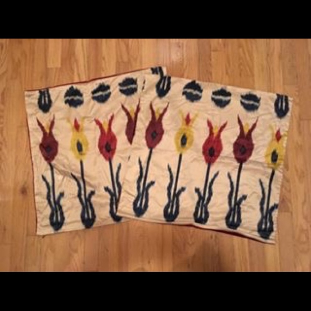 Set/2 Pottery Barn Ikat Pillow Covers, 24” square